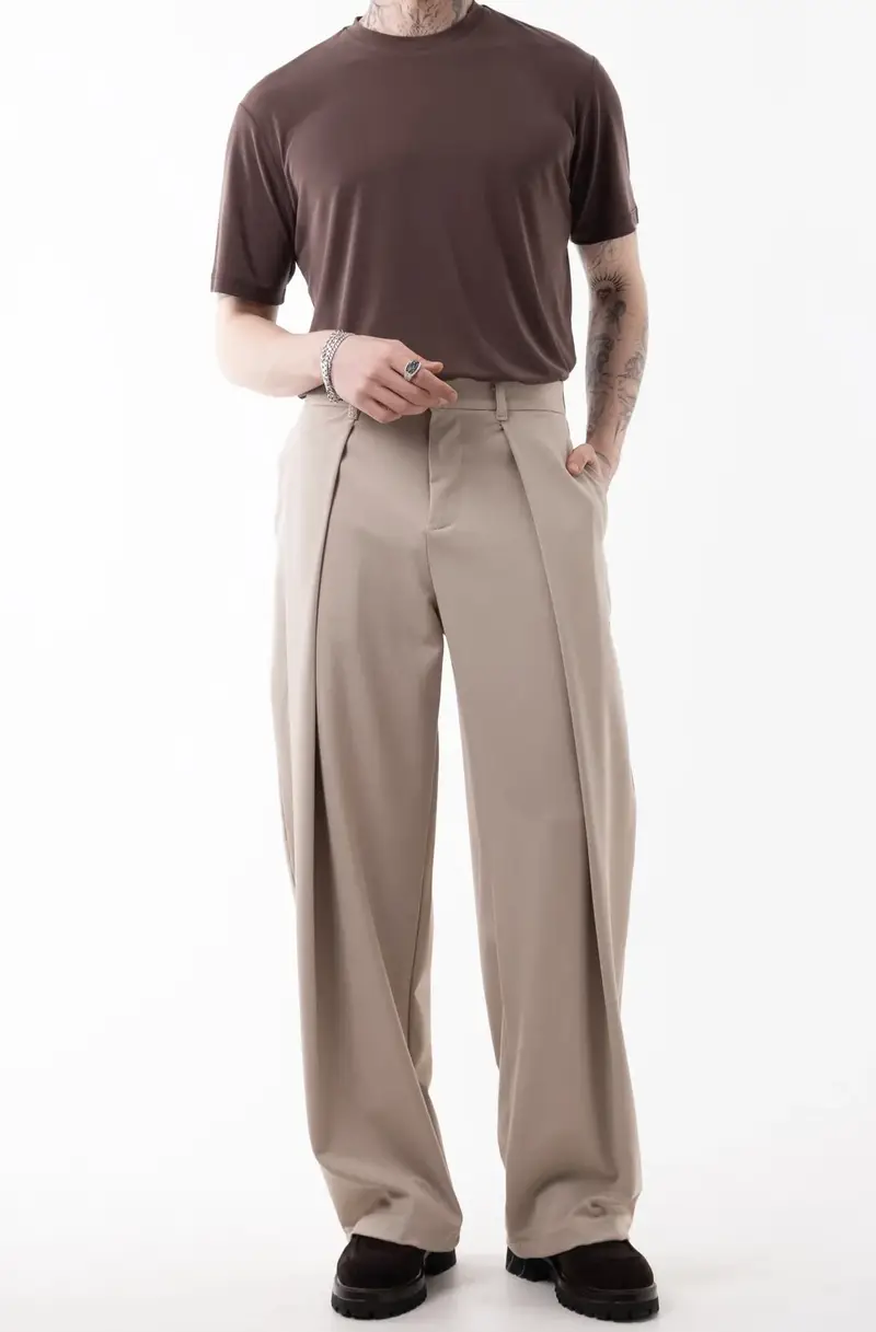 BEIGE TRAINGLE PLEATED WIDE LEG PANT 