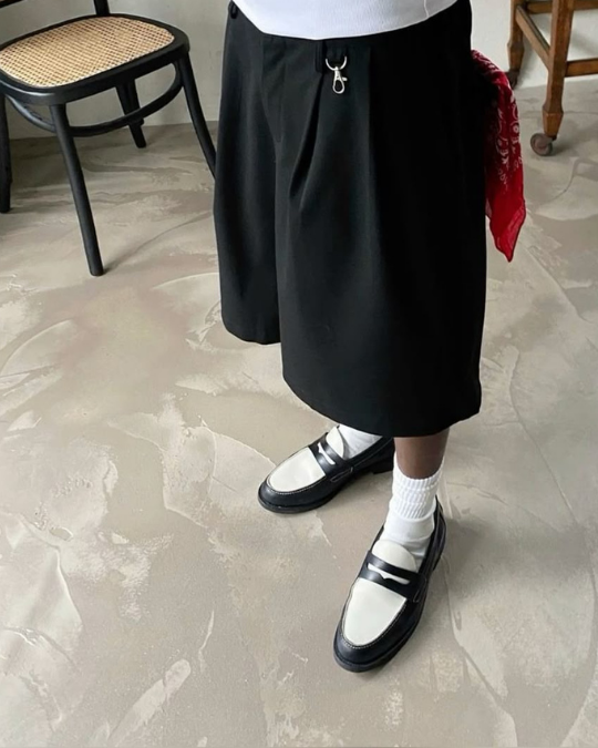TWO TONE PENNY LOAFER