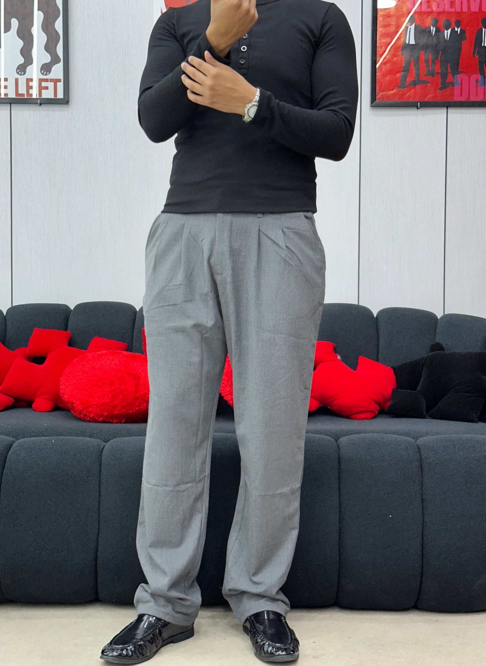 GRAY