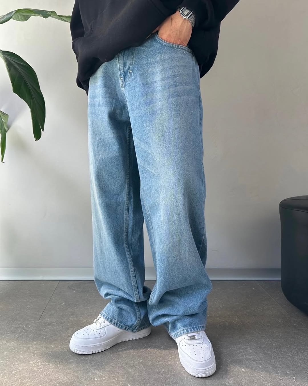 Line Grinding Blue Extra Baggy Jean PO