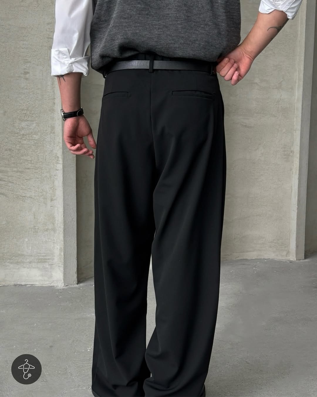 Classic baggy trouser