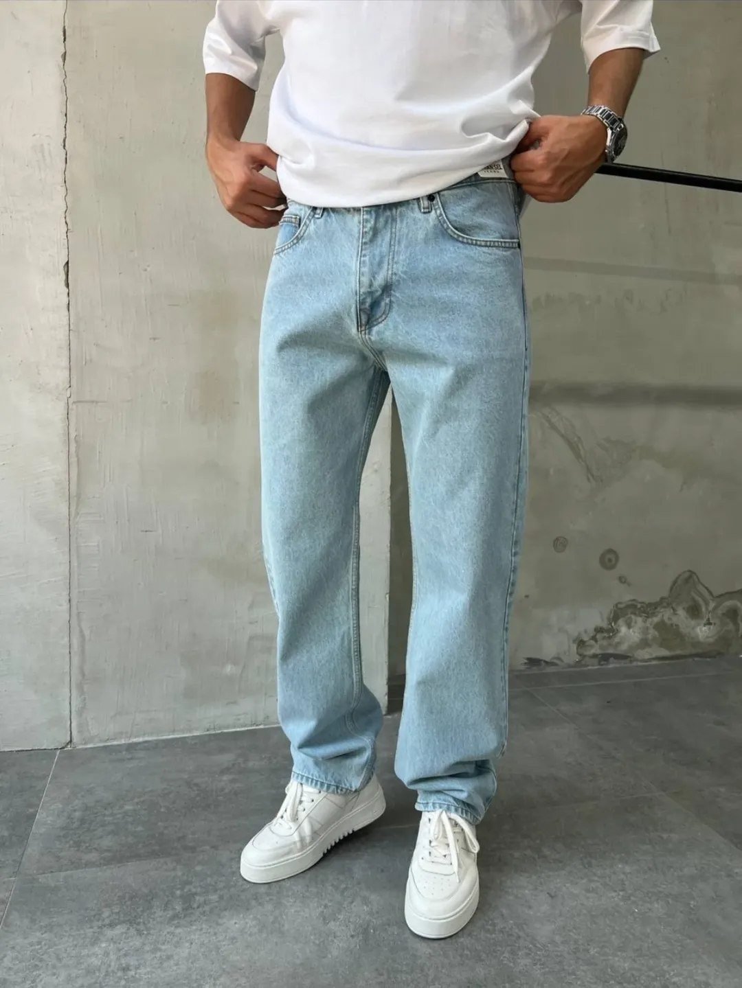 Baggy jean bleu ciel MOB-3