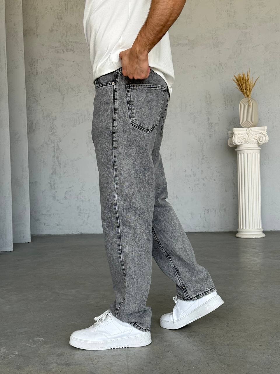 Gray Baggy jean “11”
