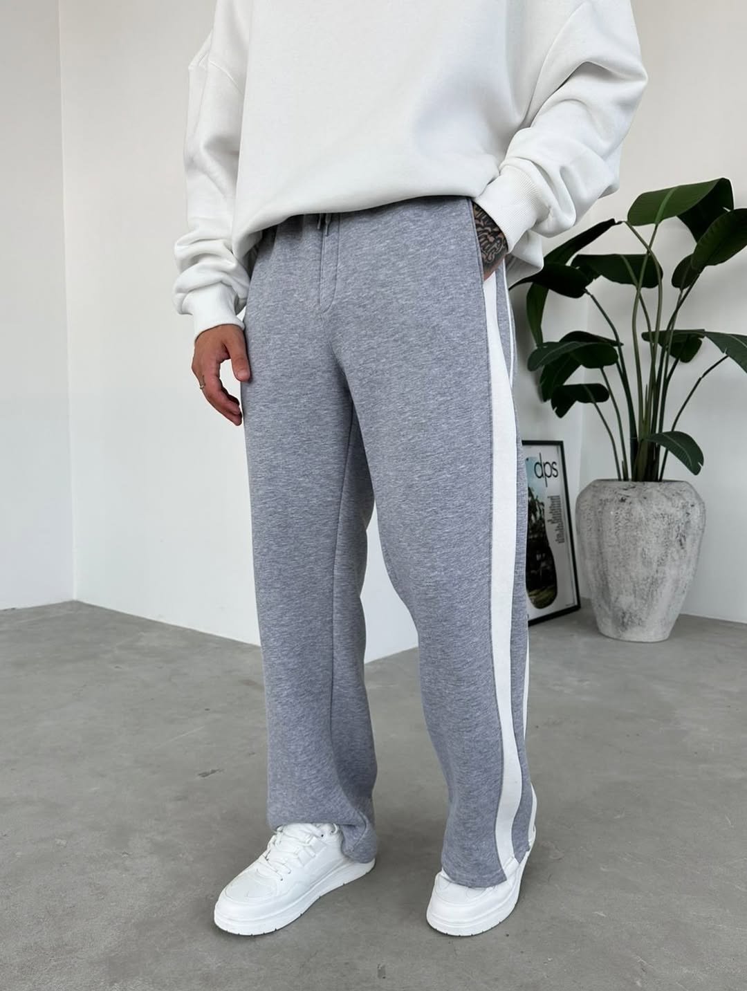 Gray jogger with 2 white stripes