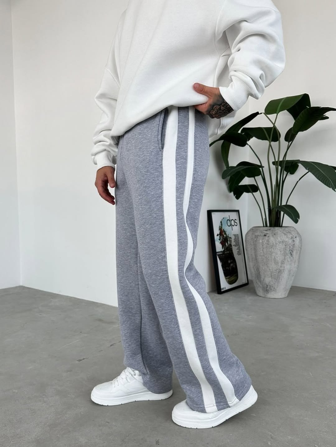 Gray jogger with 2 white stripes
