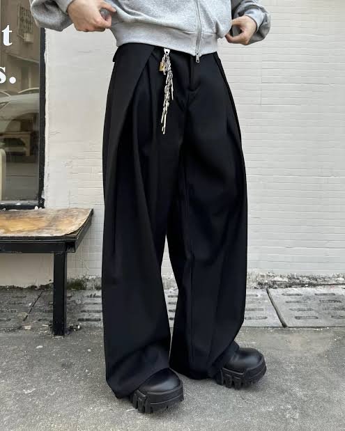 Triangle Pleated wide leg pant