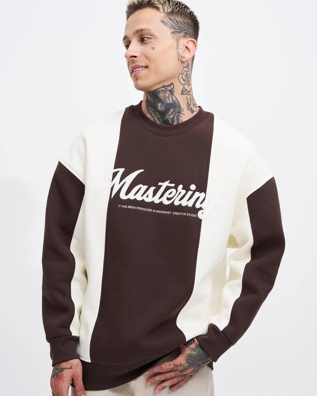 Mastering sweatshirt marron et blanc