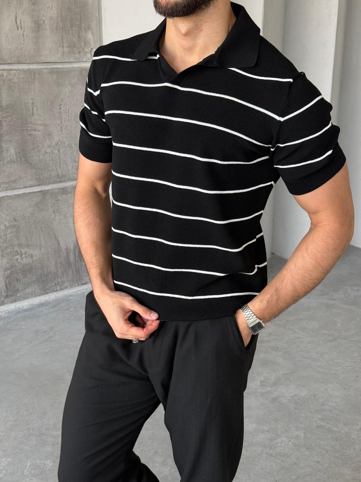 Black striped knit polo collar vnc
