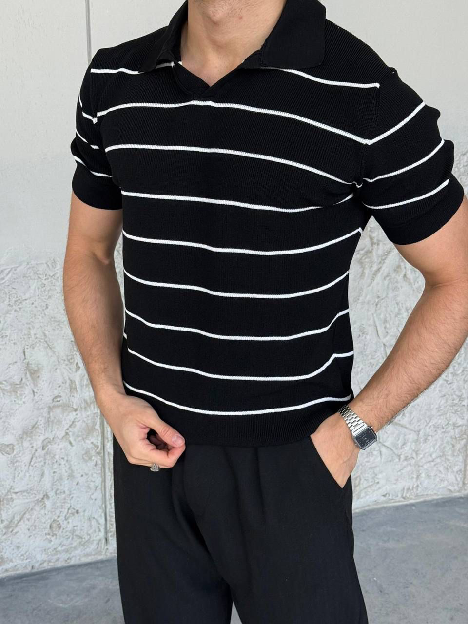 Black striped knit polo collar vnc