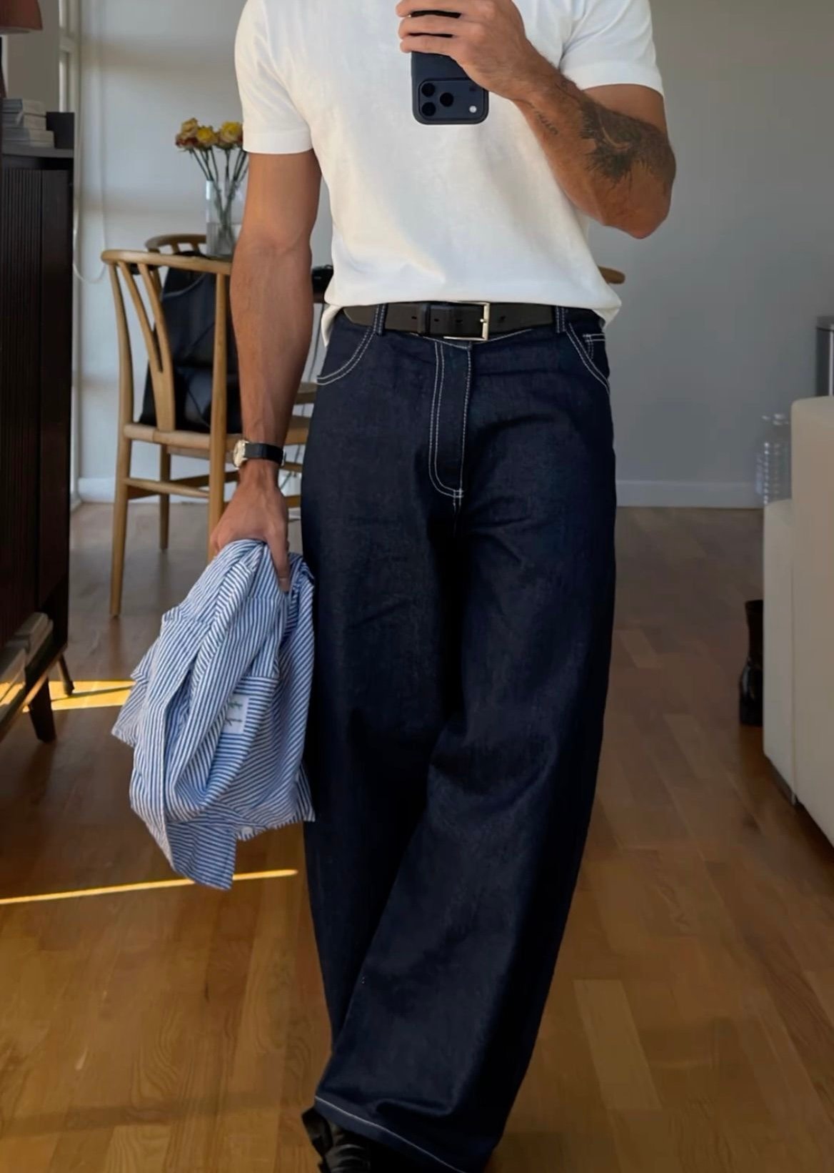 Indigo wide leg jean