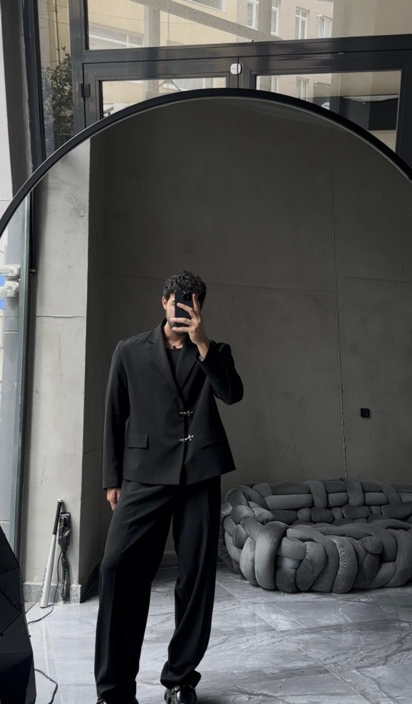 Black Double hook suit