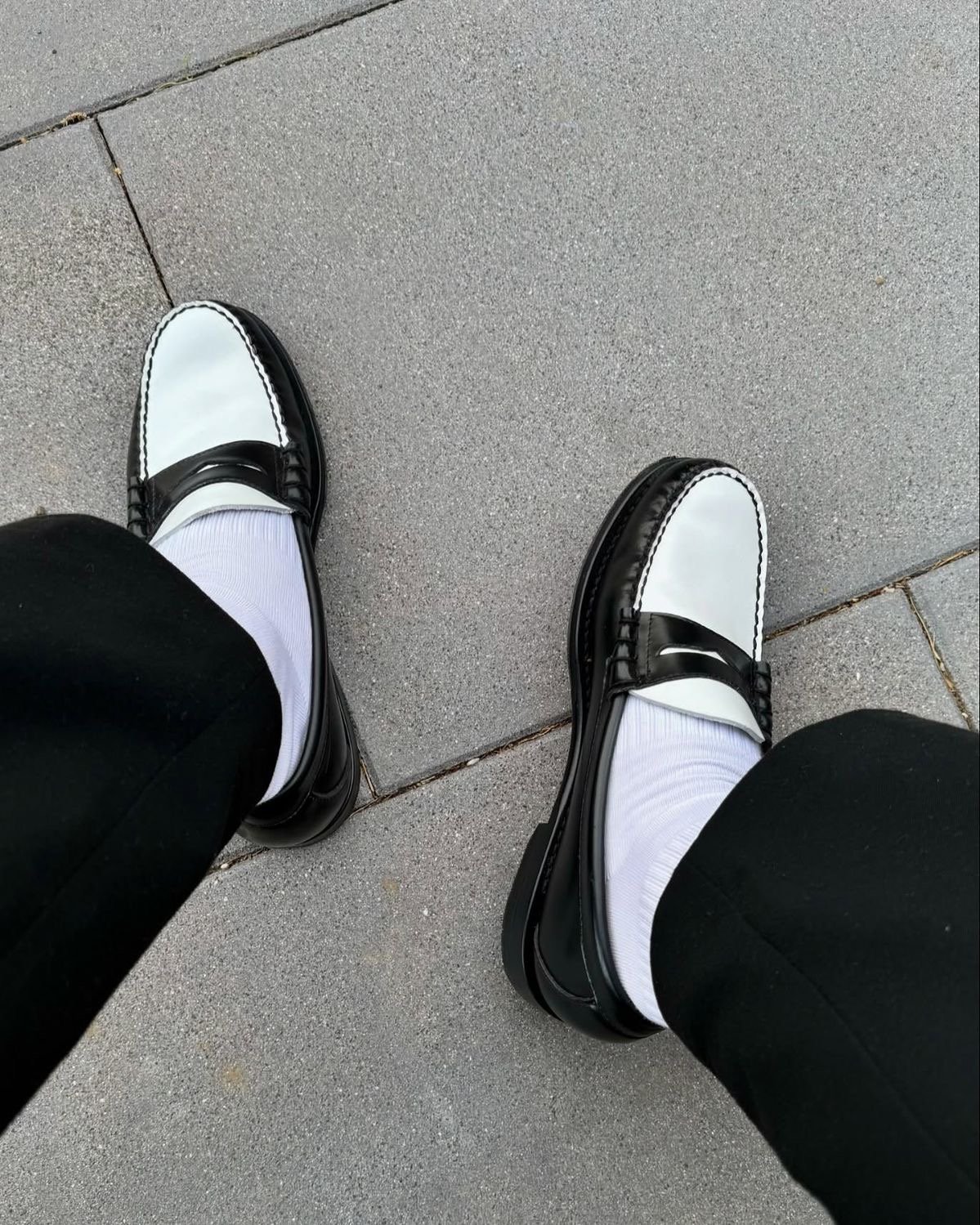 TWO TONE PENNY LOAFER
